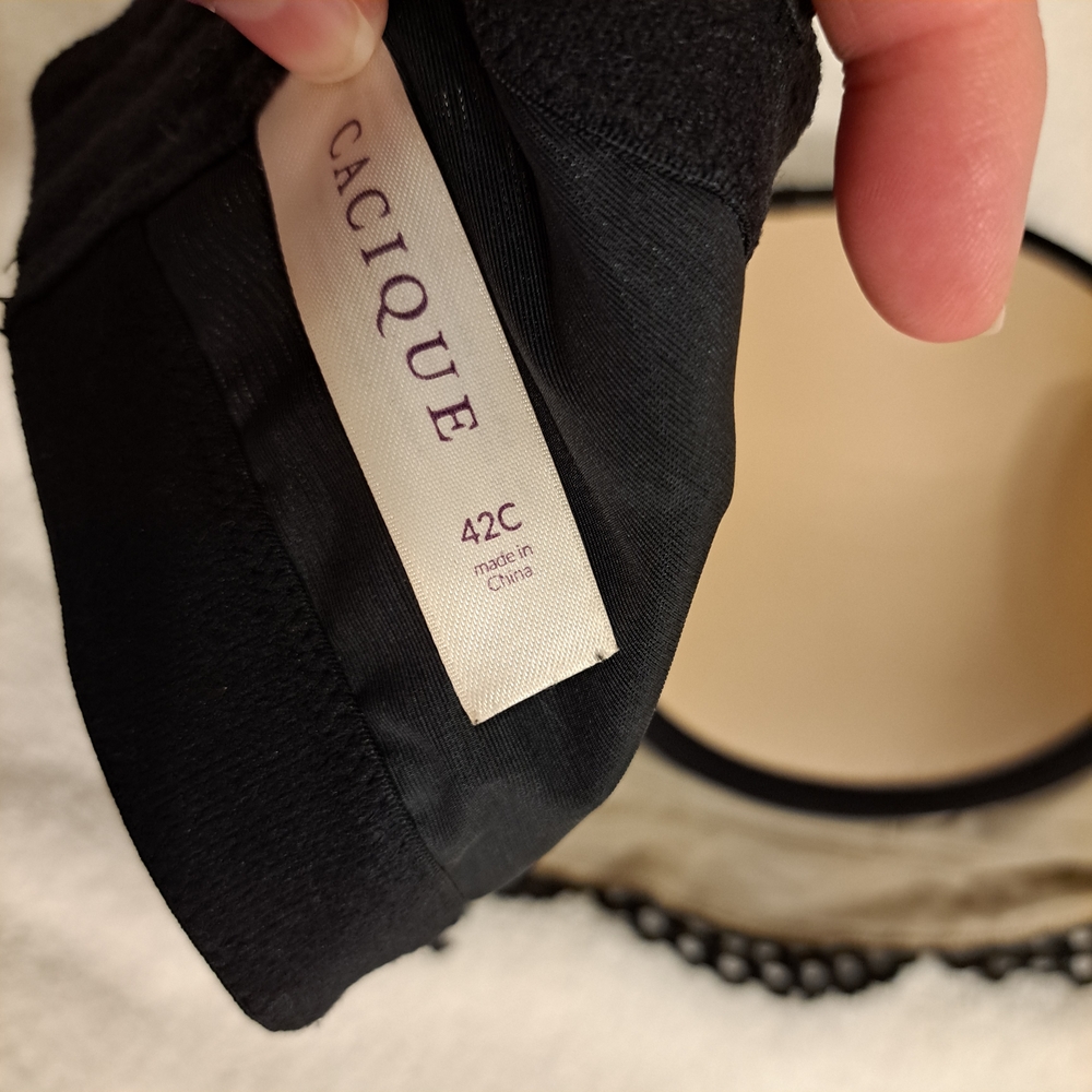 Cacique 42C Black Lace Bra - Picture 4 of 4